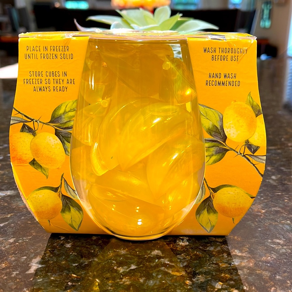 NWT 24 Piece Lemon Chillers Reusable Ice Cubes with Unbreakable Wine Glass - Picture 3 of 14